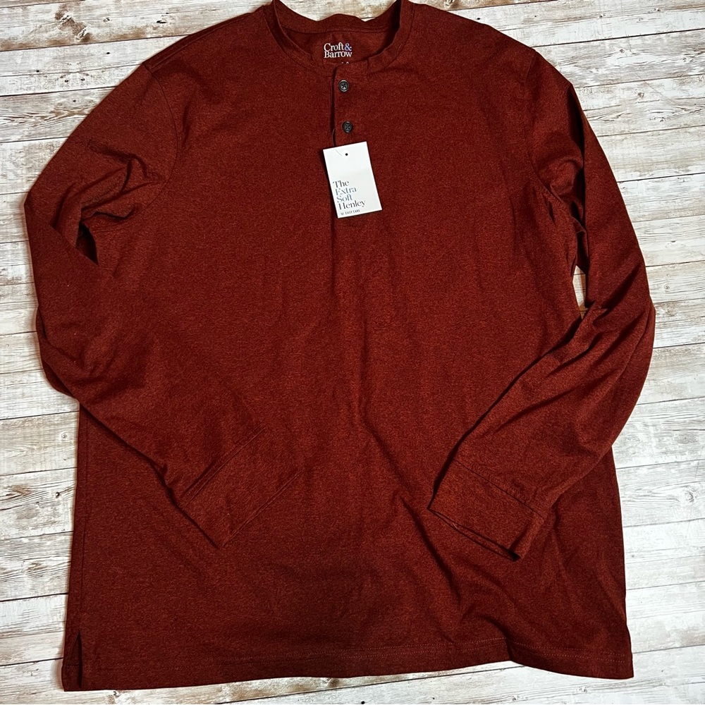 ($30) Croft & Barrow NWT Henley top